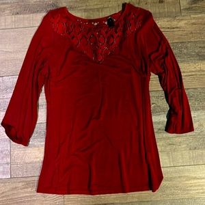 Red cotton laces 3/4 sleeve top